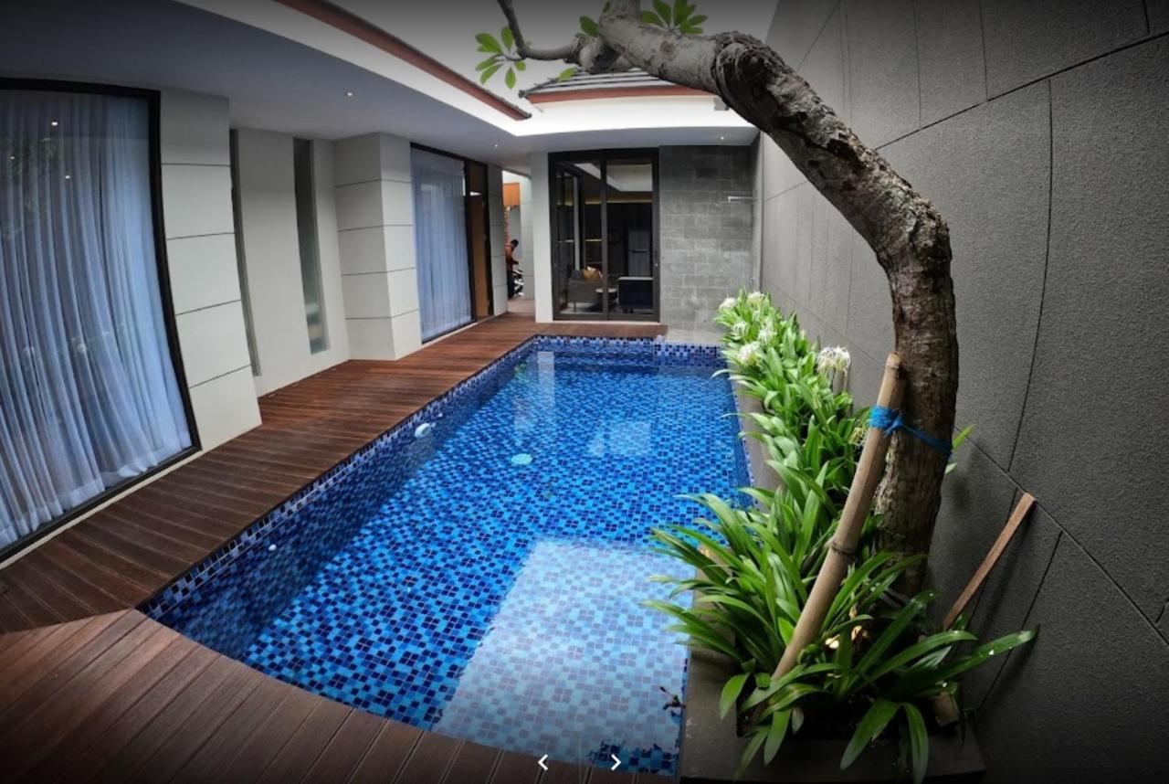 Villa Carmela Batu By Kingspark 8 Buitenkant foto